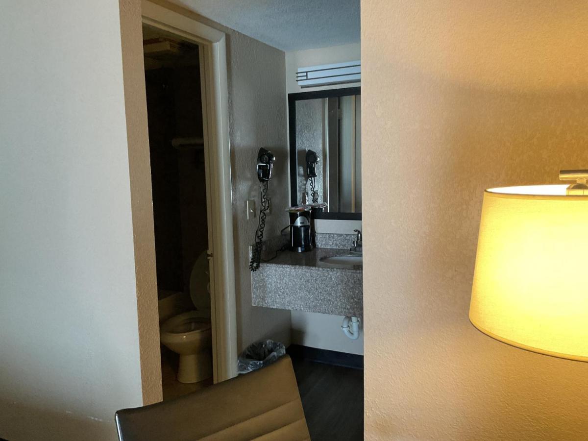Super 8 By Wyndham Chattanooga/East Ridge Buitenkant foto