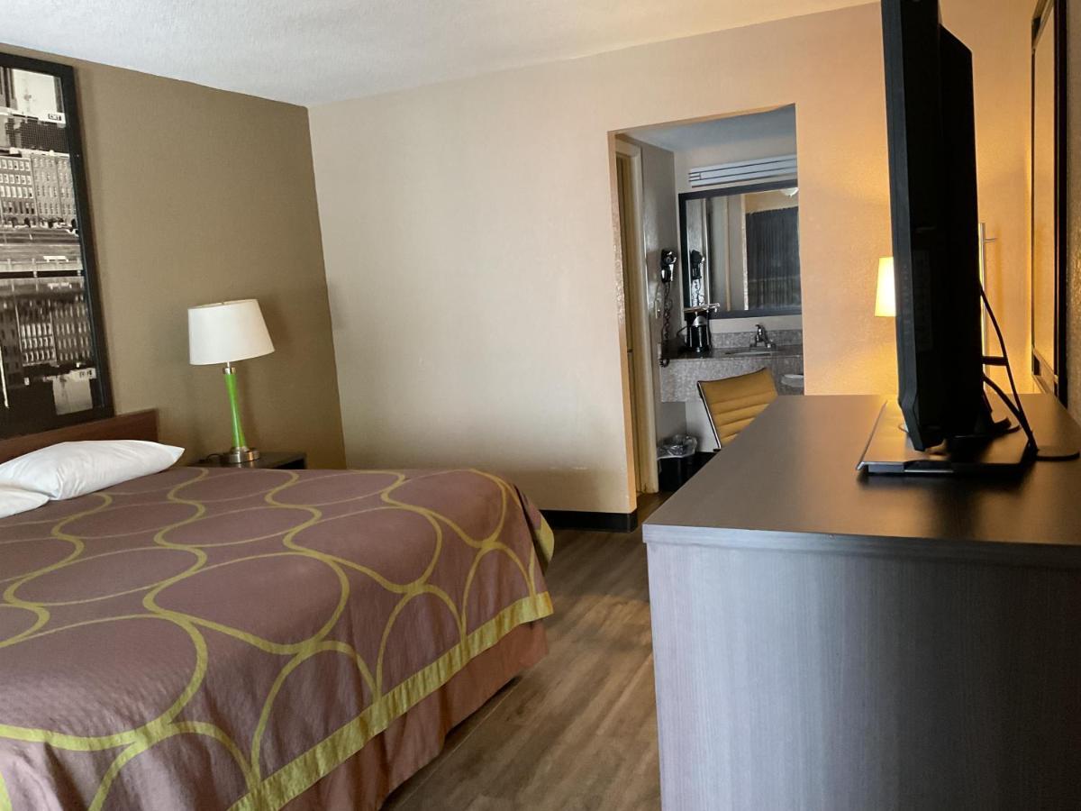 Super 8 By Wyndham Chattanooga/East Ridge Buitenkant foto