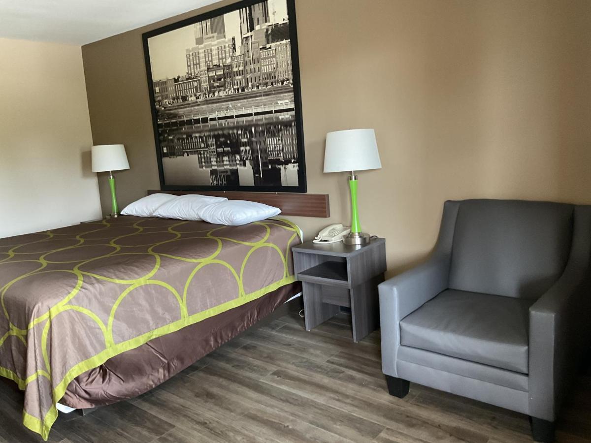 Super 8 By Wyndham Chattanooga/East Ridge Buitenkant foto
