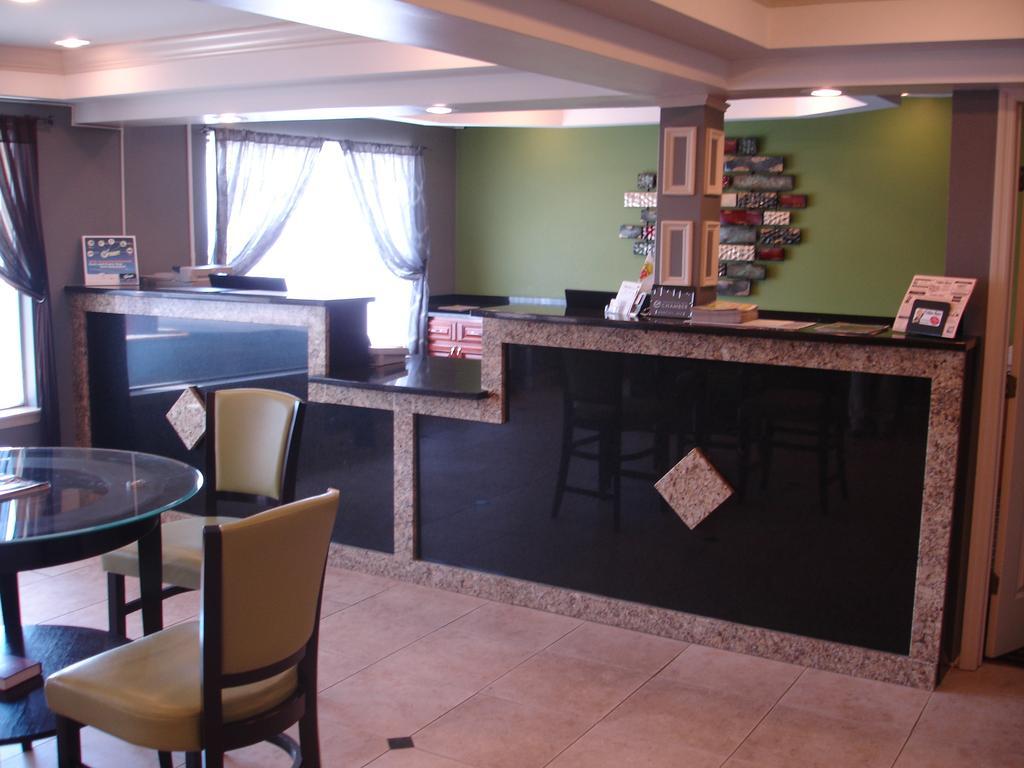 Super 8 By Wyndham Chattanooga/East Ridge Buitenkant foto